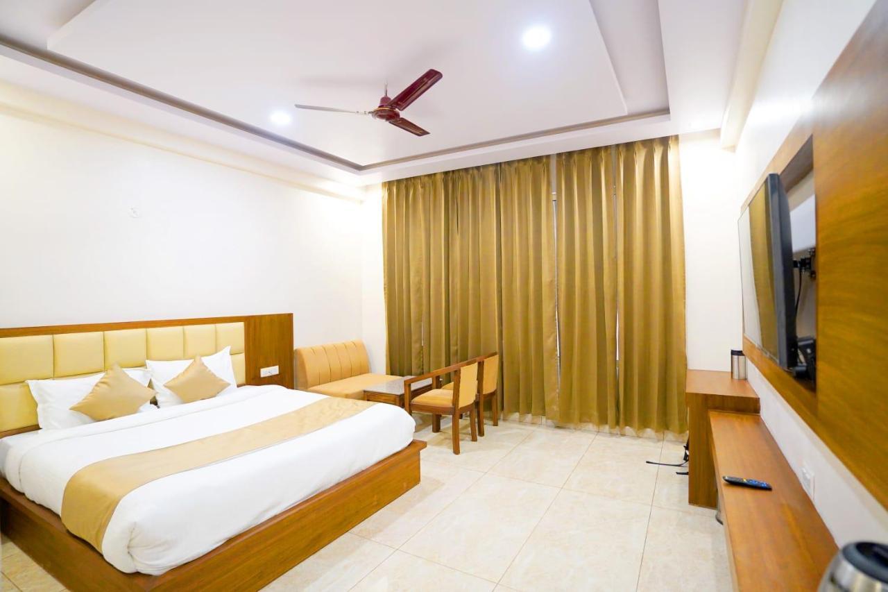 Hotel Amansara Lucknow Dış mekan fotoğraf